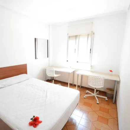 Image 4 - Carrer de Pere Joan Nunes, 46021 Valencia, Spain - Room for rent