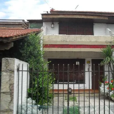 Buy this 3 bed duplex on Fray Cayetano Rodríguez 101 in Partido de Morón, Ramos Mejía