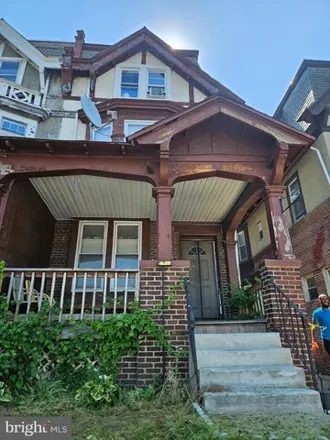 Rent this 2 bed house on Wyoming in North Broad Street, Philadelphia