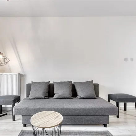 Rent this 2 bed apartment on Kapitana Stefana Pogonowskiego 2 in 91-070 Łódź, Poland