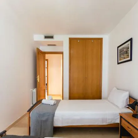 Image 3 - Carrer de la Marina Alta, 6, 46015 Valencia, Spain - Apartment for rent