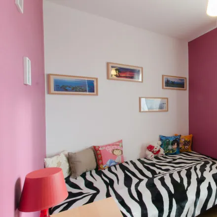 Rent this 1 bed room on Rue des Faînes - Beukenootjesstraat 160 in 1120 Brussels, Belgium