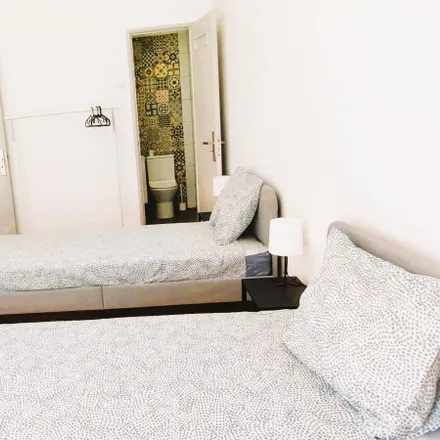 Rent this 1 bed room on Rua Marechal Gomes da Costa in 2745-147 Sintra, Portugal