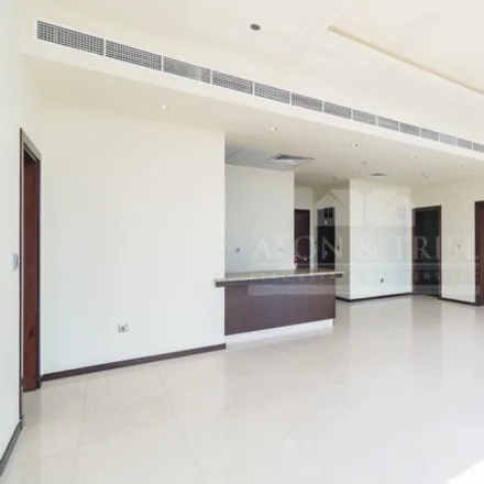 Image 7 - Essque Palm Jumeirah, Tiara residences parking road, Palm Jumeirah, Dubai, United Arab Emirates - Apartment for rent