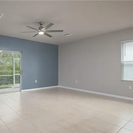 Image 6 - Wildflower Circle, Collier County, FL 34119, USA - Townhouse for sale
