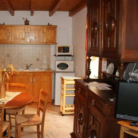 Image 3 - 24620 Tursac, France - Townhouse for rent