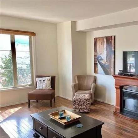 Image 7 - Kelowna, BC V1V 2W6, Canada - Apartment for rent