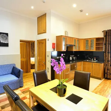 Rent this studio apartment on 8 Craven Hill