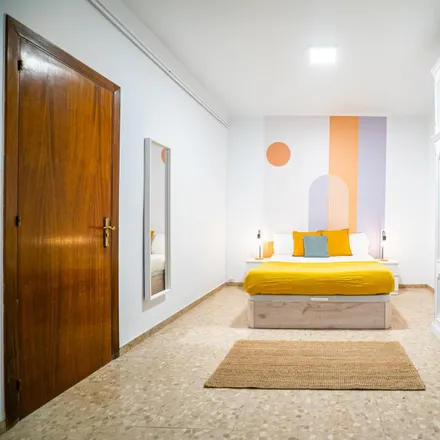 Rent this 8 bed room on Farmàcia Rodas in Carrer d'Occident, 14