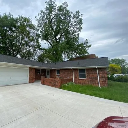 Buy this 3 bed house on 26308 Judy Circle in Brownstown Township, MI 48174