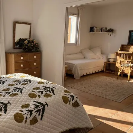 Rent this 2 bed house on Avenue des Amazones in 06210 Mandelieu-la-Napoule, France