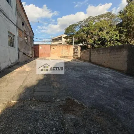 Rent this 2 bed house on Rua Marechal Hermes in Parque Duval de Barros, Ibirité - MG