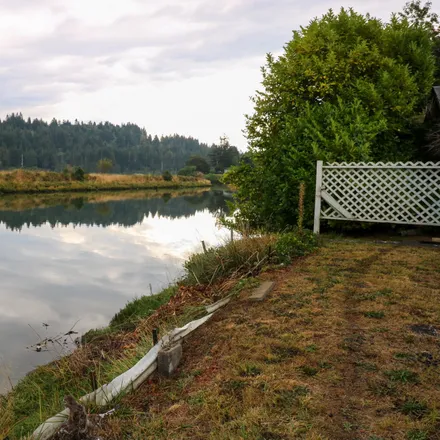 Image 8 - 1799 North 10th Street, Coos Bay, OR 97420, USA - House for sale