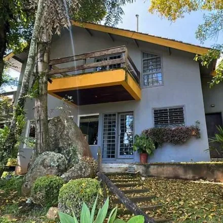 Rent this 3 bed house on Avenida Independência in Centro, Vinhedo - SP