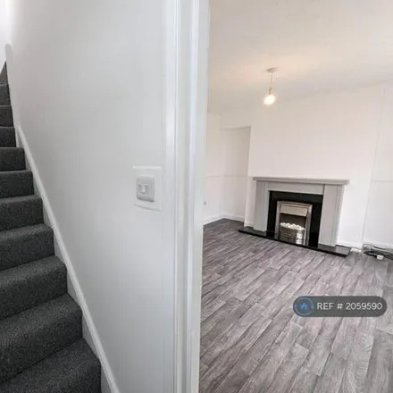 Image 2 - 32 Harwill Crescent, Bulwell, NG8 5JT, United Kingdom - Townhouse for rent