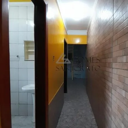 Rent this 3 bed house on Rua Presidente Afonso Pena in Parque São Vicente, Mauá - SP