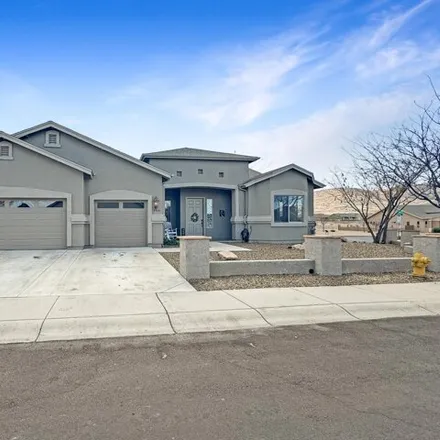 Buy this 4 bed house on 4307 North Kirkwood Avenue in Prescott Valley, AZ 86314