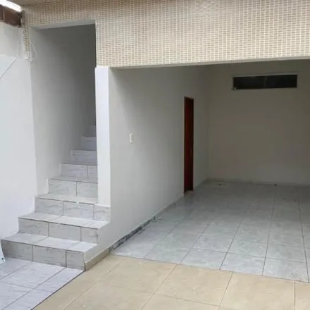 Rent this 3 bed apartment on Rua Mestre Galdino in Boa Vista, Caruaru - PE
