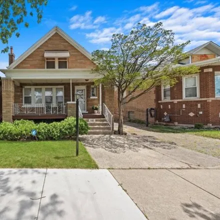 Buy this 5 bed house on 7811 S Wabash Ave in Chicago, Illinois