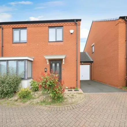 Buy this 4 bed house on Hendon Avenue in Ettingshall, WV2 2RT