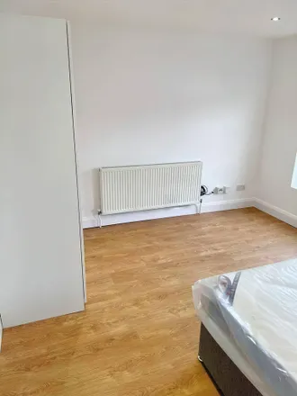 Image 3 - Clarendon Road, London, CR0 3SG, United Kingdom - Room for rent