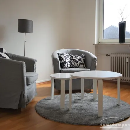 Rent this 3 bed apartment on Ebersteinstraße 2 in 66117 Saarbrücken, Germany