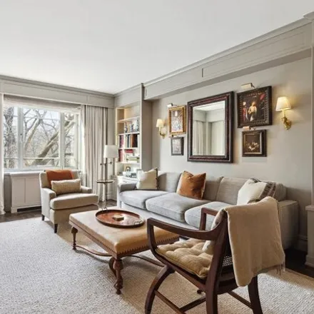 Image 5 - 1 East 69th Street, New York, NY 10021, USA - Apartment for sale