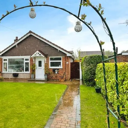 Buy this 3 bed house on 3 Gleneagles Close in Chester, CH3 5HW