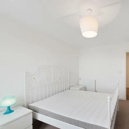 Rent this 2 bed apartment on Venice Corte in Cornmill Lane, London