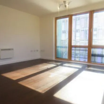 Rent this 2 bed apartment on Rope Walk in Bristol, BS1 6DX