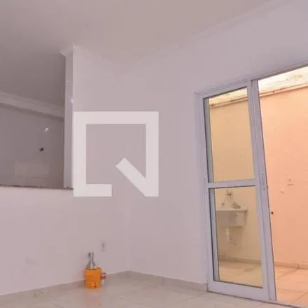 Rent this 2 bed apartment on Rua Princesa Isabel in Vila Guiomar, Santo André - SP