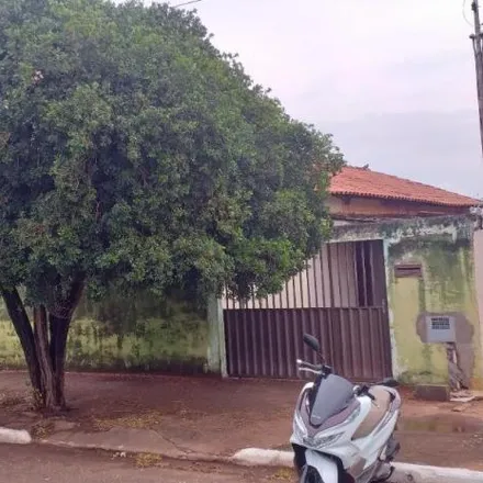 Image 1 - Rua 20, Setor Sul, Ituiutaba - MG, 38300-104, Brazil - House for sale