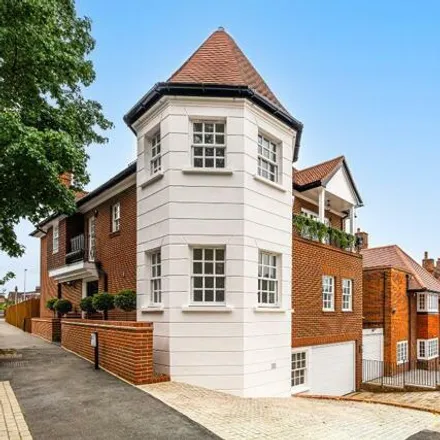 Buy this 6 bed house on unnamed road in Childs Hill, London