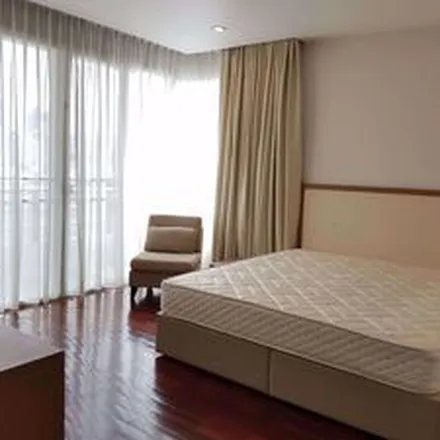 Rent this 3 bed apartment on The Richmond Palace in Soi Sukhumvit 47, Vadhana District