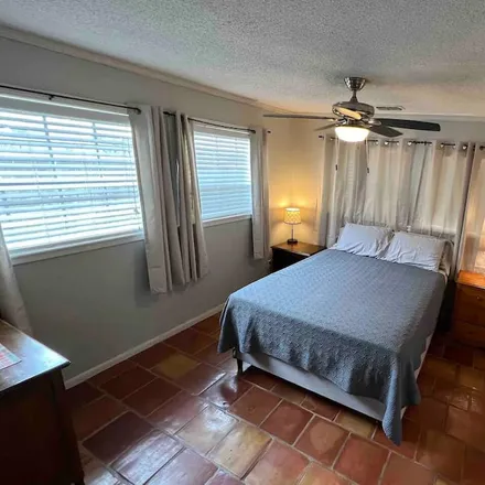 Rent this 1 bed townhouse on Corpus Christi