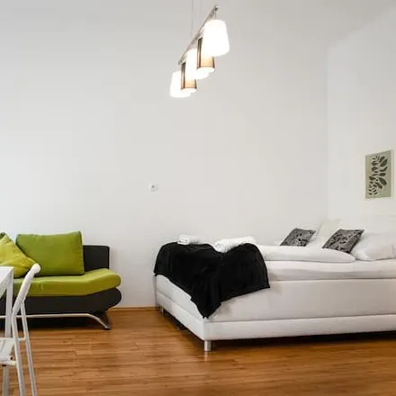 Rent this 3 bed apartment on Stanislausgasse 7 in 1030 Vienna, Austria