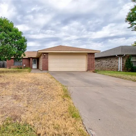 Buy this 3 bed house on 3844 Wake Forest Lane in Abilene, TX 79602