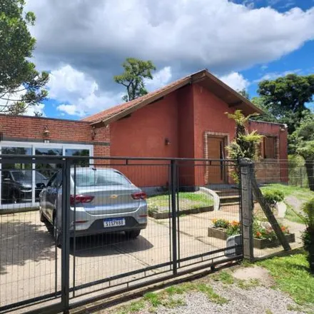 Buy this 2 bed house on Rua Emílio A. Conrado Prechsler in Alpes Verdes, Canela - RS