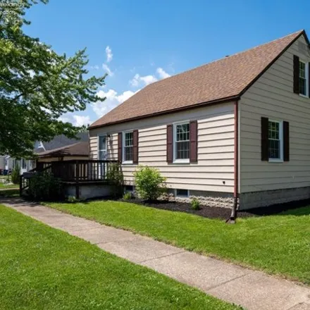 Buy this 3 bed house on 308 Walnut Street in Port Clinton, OH 43452
