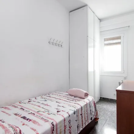 Image 9 - Carrer de Nàpols, 171, 08013 Barcelona, Spain - Apartment for rent