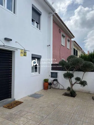Buy this 3 bed townhouse on Rua Pedro Andrade de Caminha in 2745-262 Sintra, Portugal