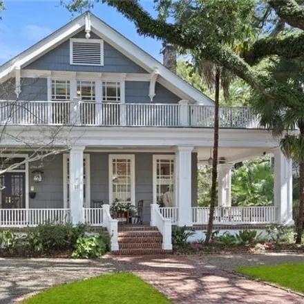 Buy this 3 bed house on 19 Richmond Place in New Orleans, LA 70115