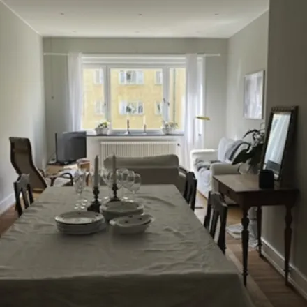 Rent this 3 bed apartment on Ehrensvärdsgatan in 212 11 Malmo, Sweden