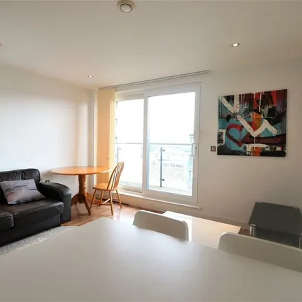 Rent this 2 bed apartment on The Pavilions in Windsor Street, London