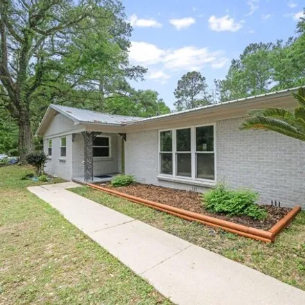 Rent this 3 bed house on unnamed road in Daphne, AL