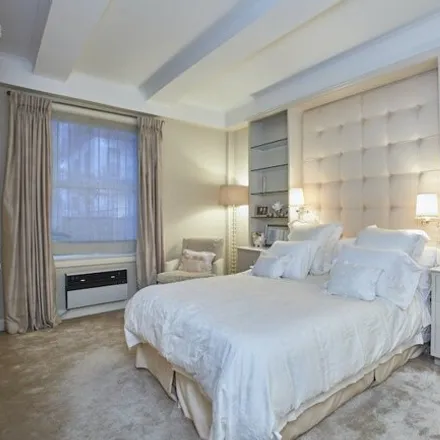 Image 3 - 45 East 62nd Street, New York, NY 10065, USA - Apartment for sale
