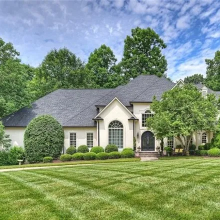 Buy this 5 bed house on 3515 Bellevue Ln in Charlotte, North Carolina