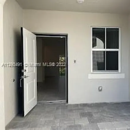 Image 3 - 1910 SE 10th Street, Homestead, FL 33035, USA - Townhouse for rent