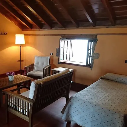 Rent this 2 bed townhouse on La Orotava in Santa Cruz de Tenerife, Spain