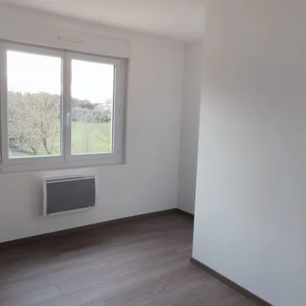 Rent this 3 bed apartment on unnamed road in 16700 Ruffec, France
